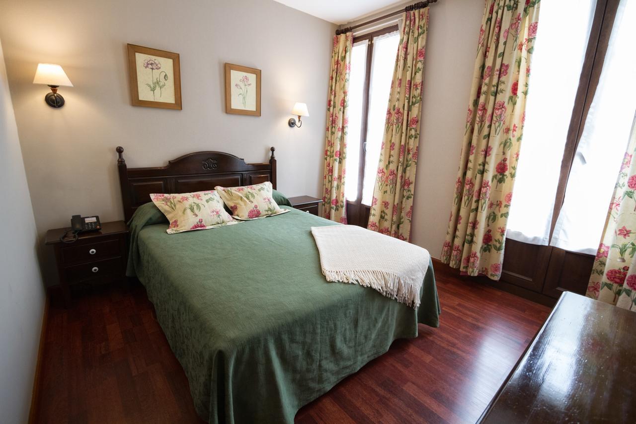 Hotel El Repelao Ковадонга Экстерьер фото
