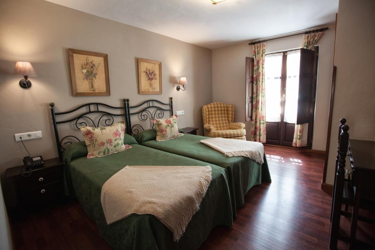 Hotel El Repelao Ковадонга Экстерьер фото