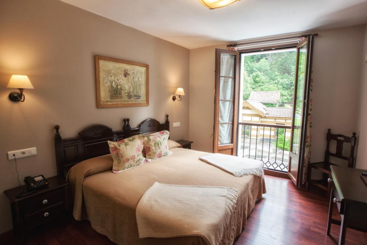 Hotel El Repelao Ковадонга Экстерьер фото