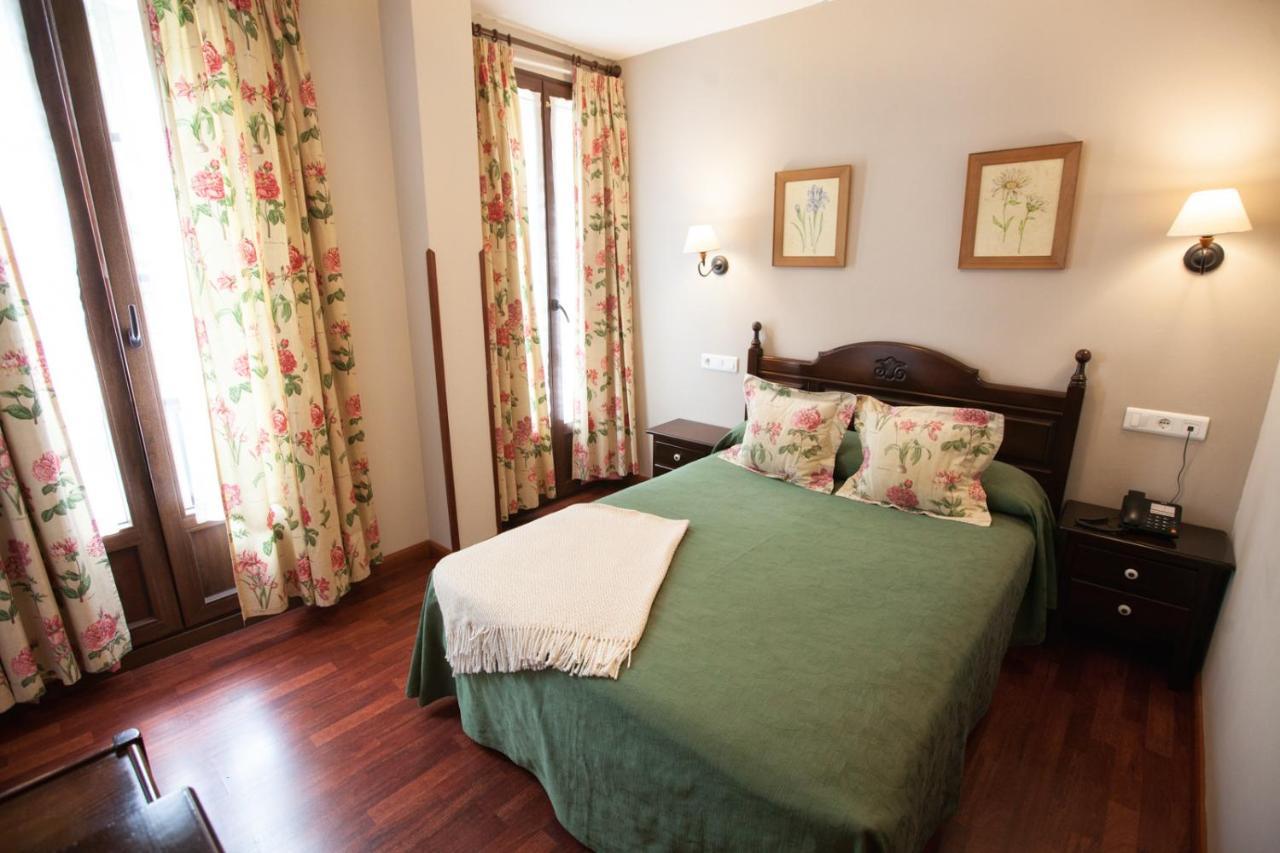 Hotel El Repelao Ковадонга Экстерьер фото